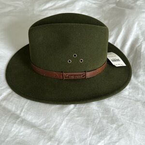 Men’s Felt Hat - Size Medium NWT